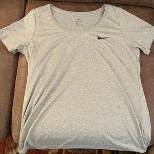 Nike short sleeve shirt
